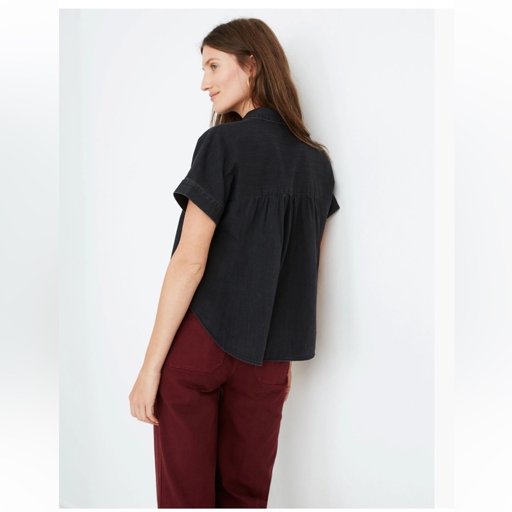 Madewell Denim Hilltop Shirt in Lunar Wash Black Size Medium Short Sleeve - Picture 2 of 10